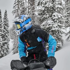 Klær og kjøreutstyr