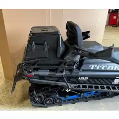 BagasjeBoks Titan Matryx 110L for 2 seter Lock and Ride feste<br />
Og feste til &Oslash;ks