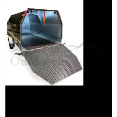 BK Aluminiumstopp med rampe bak og  med lys innvendig og utvendig topp.<br />
Til serie PL PLI 380cm