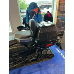 BOKS 80 liter TIL SWITCHBACK / NORDIC PRO MED PASSASJERSETE MONTERT<br />
Med hurtigfeste Lock and Ride.