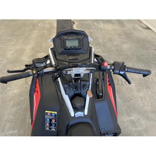 Polaris 850 RMK KHAOS 155 SLASH rød/svart