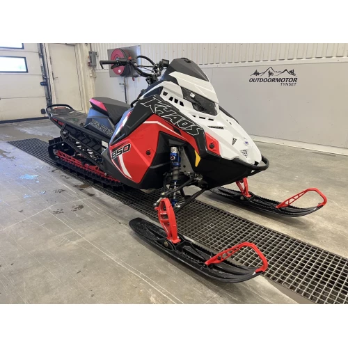 Polaris 850 RMK KHAOS 155 SLASH rød/svart