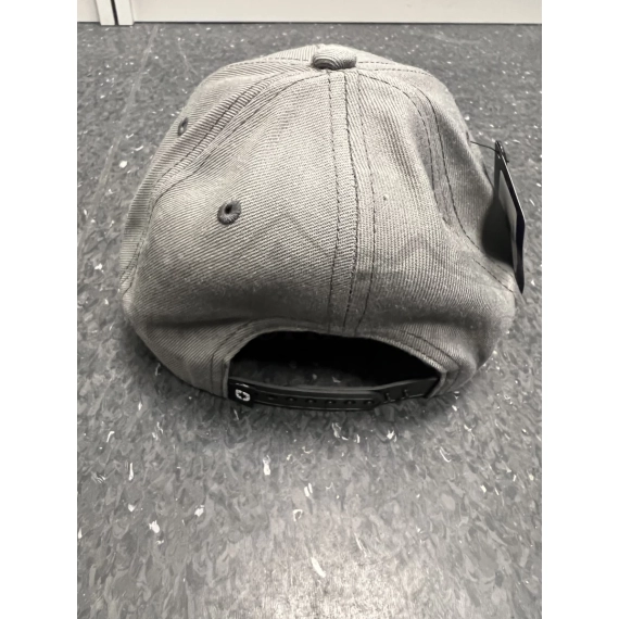 2833507 Polaris caps grå