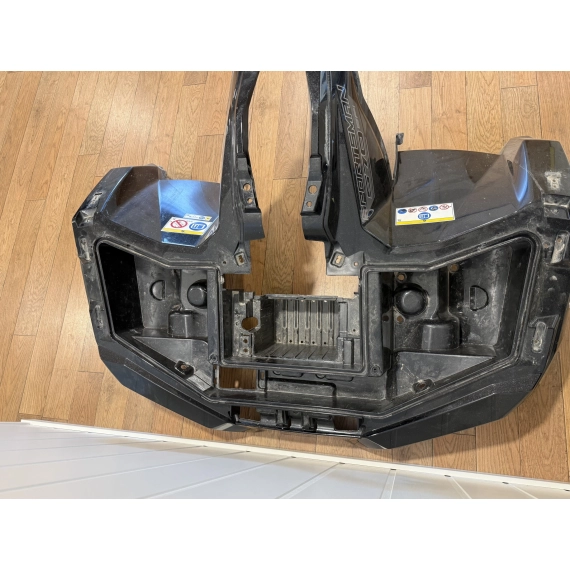 2209435 Fremre karosseri SPM 570